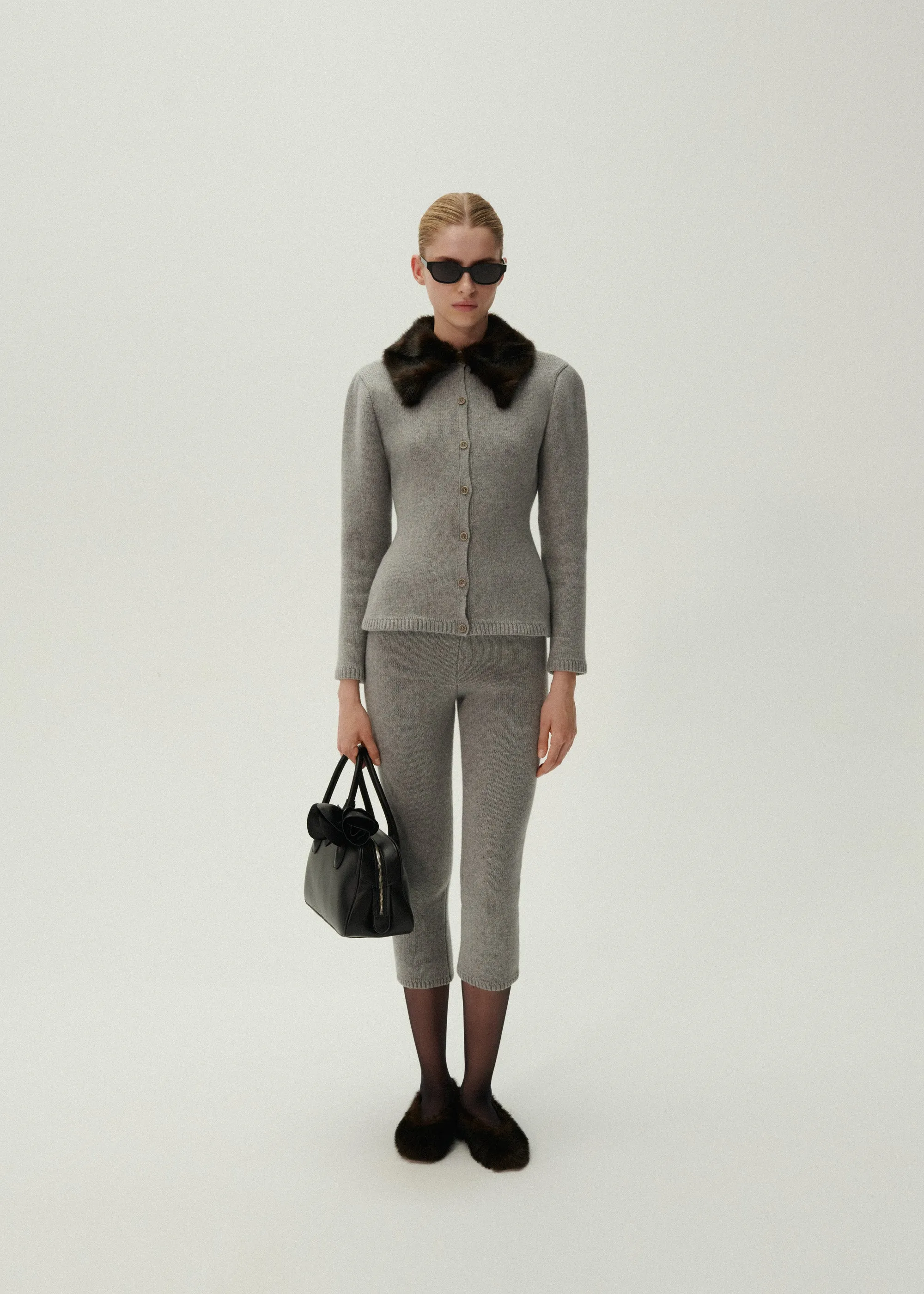 Cashmere cardigan in light grey