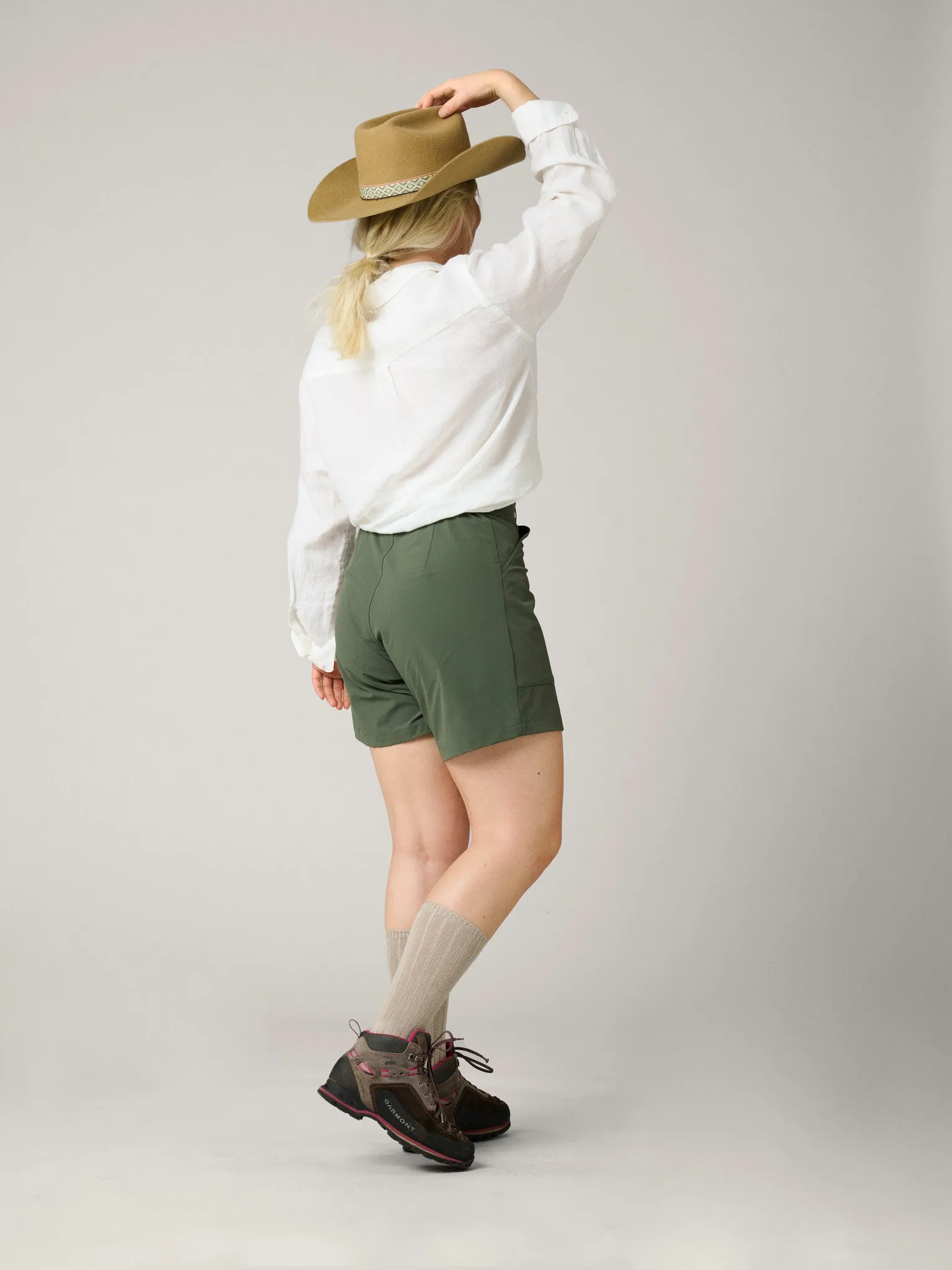 Ester Outdoor Shorts Green (ARCHIVED)