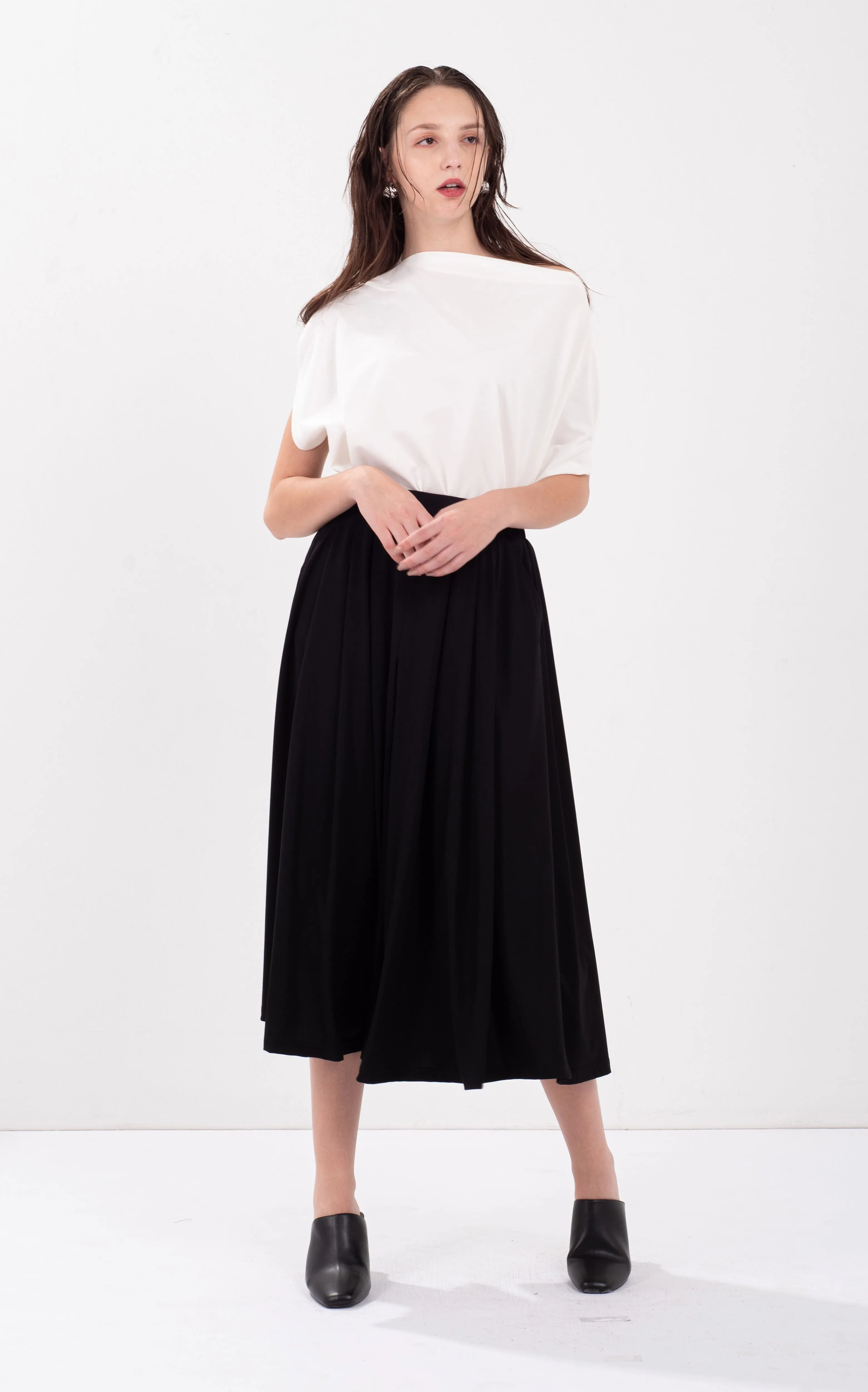 Lycra Pleated Skirt