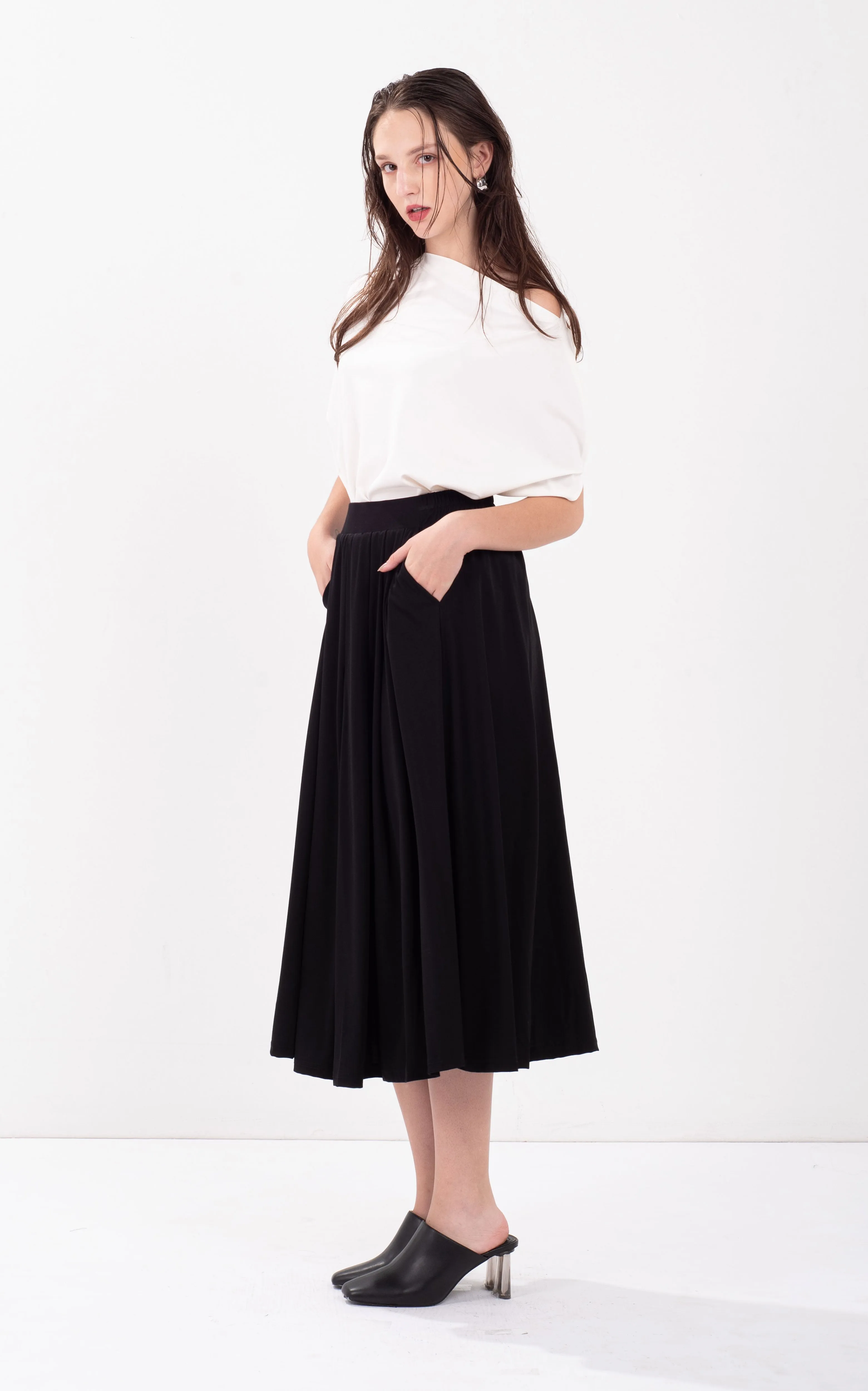 Lycra Pleated Skirt