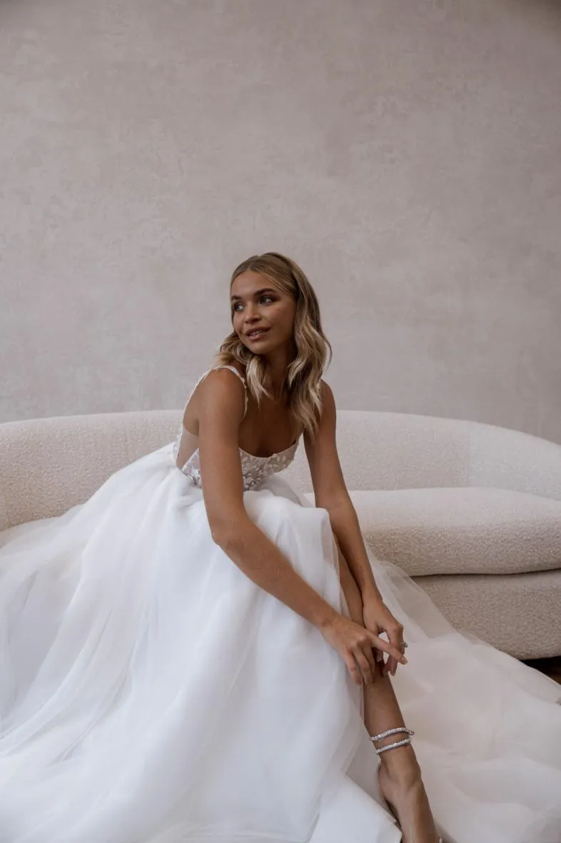 Made With Love - Huxley Flowy - Size 10 -  Ivory- Sample Sale Dress