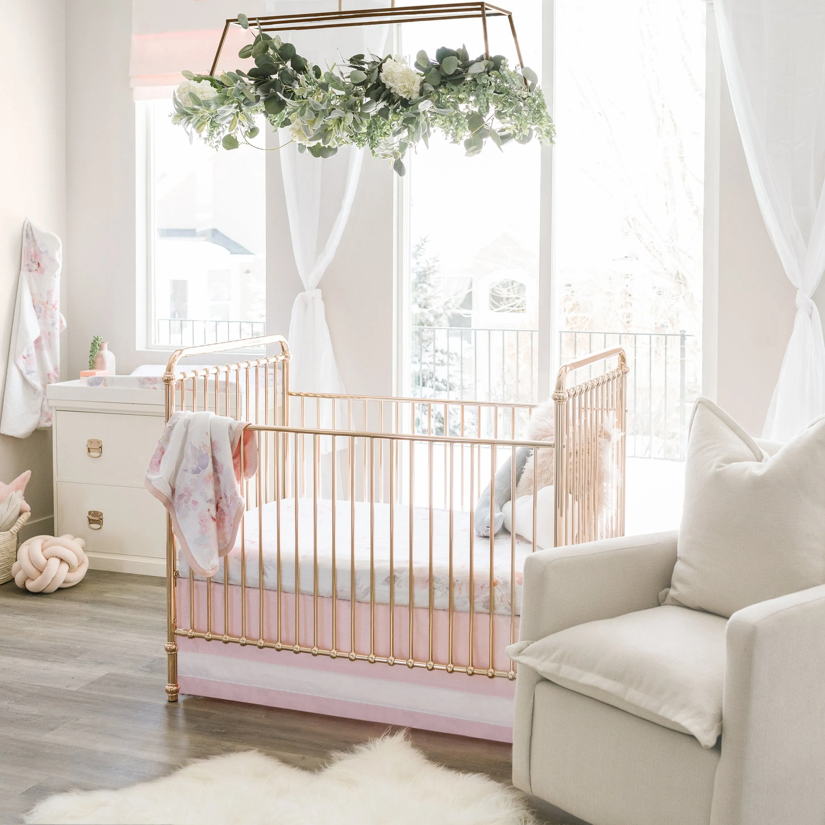 Oilo Solid Crib Skirt - Blush