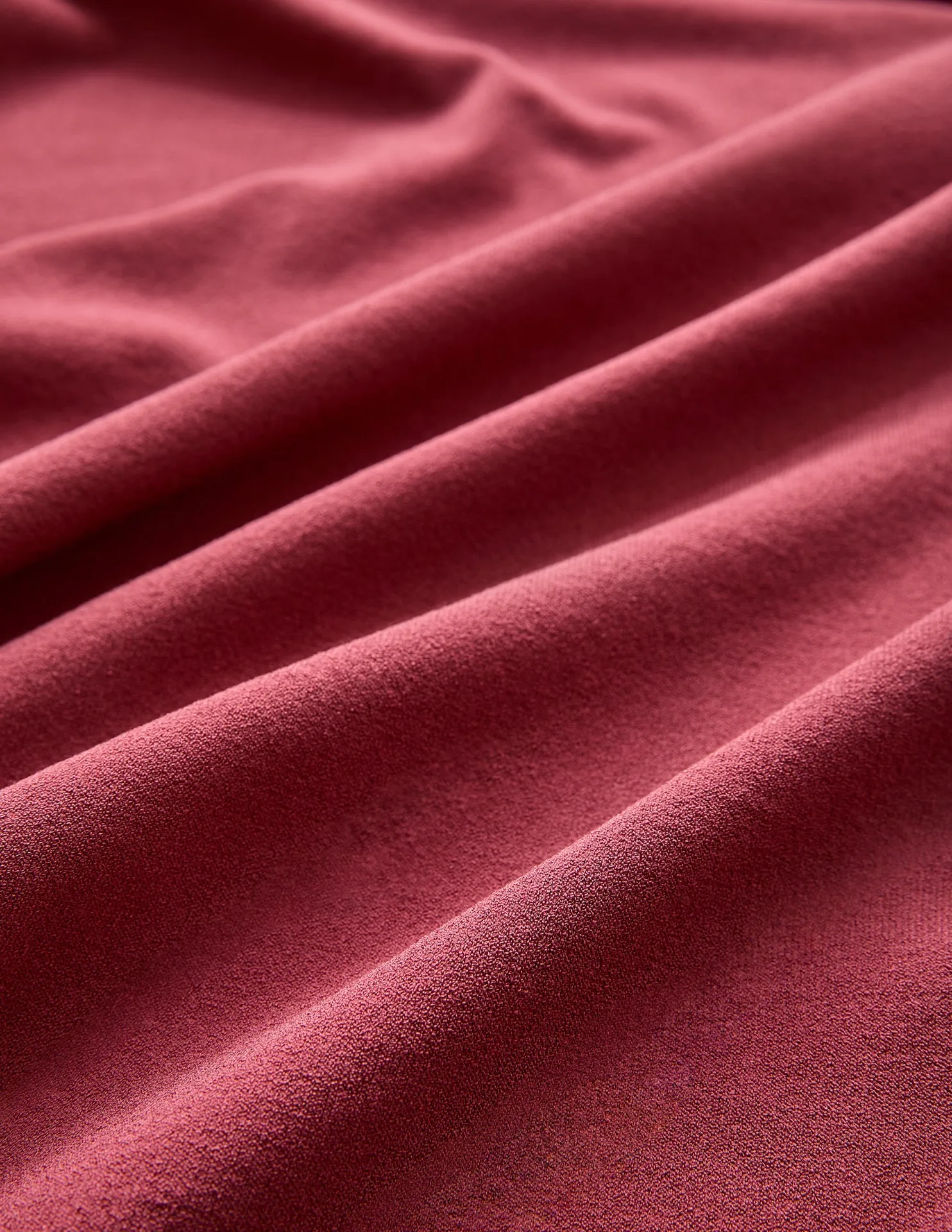 Rib Collar Tech Knit Polo Cherry