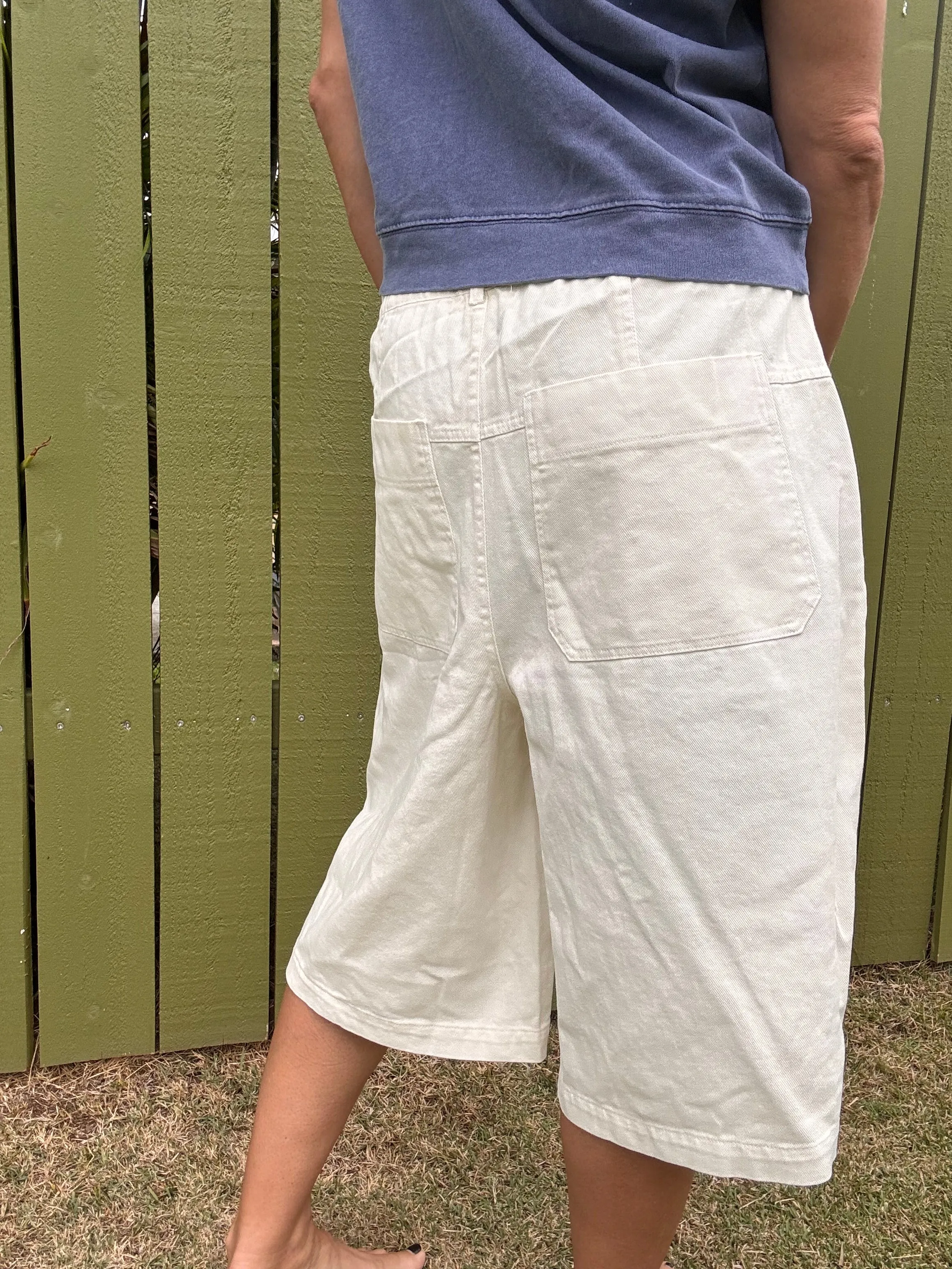 Warm Daze Wide Leg Jort